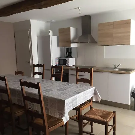 La Maison Des Chataigniers بيت للعطل Chanverrie