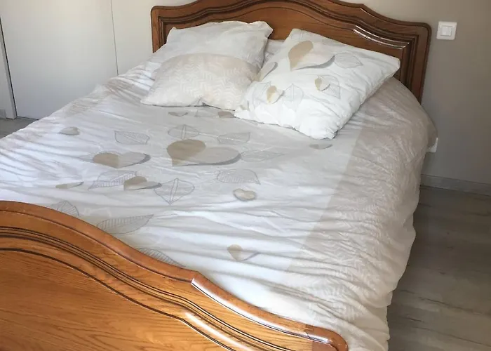 La Maison Des Chataigniers Casa vacanze *